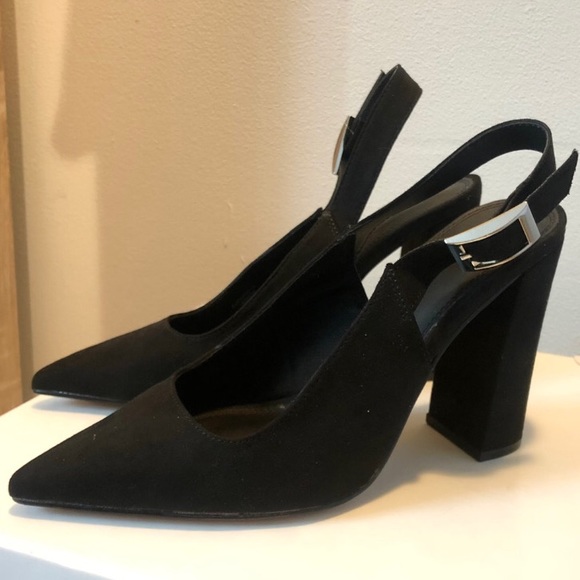 Sling Back Pointed Toe Pumps - Picture 4 of 12